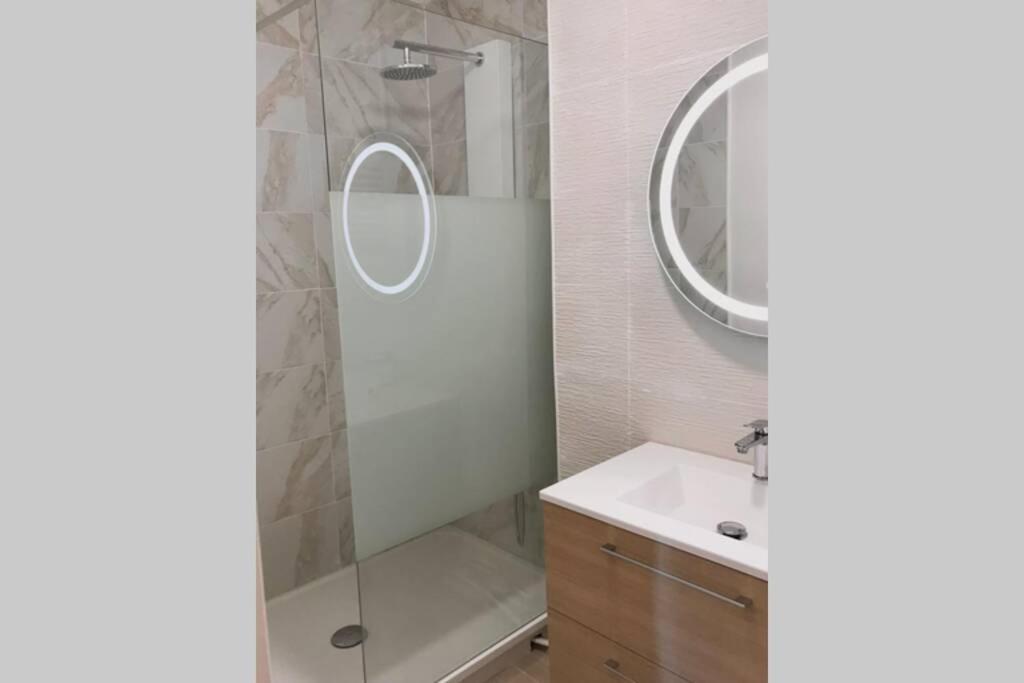 Serenidad - Appartement Cosy 50M2 Et Parking Шатору Екстер'єр фото