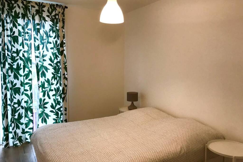 Serenidad - Appartement Cosy 50M2 Et Parking Шатору Екстер'єр фото
